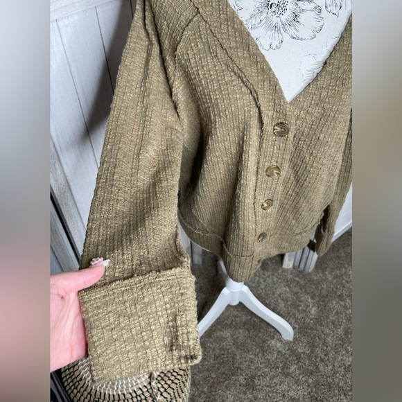 TWO by Vince Camuto Sweater Size Large Green Top Women’s - Picture 3 of 5